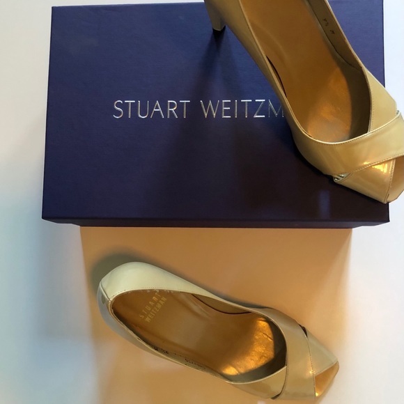[Stuart Weitzman] Patent Nude Open Toe Pumps - Picture 2 of 6